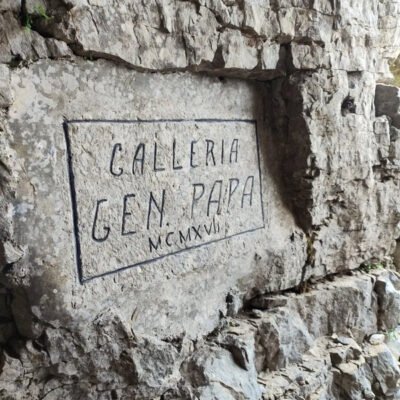 Le 52 gallerie del Pasubio, con notte al rifugio Achille Papa